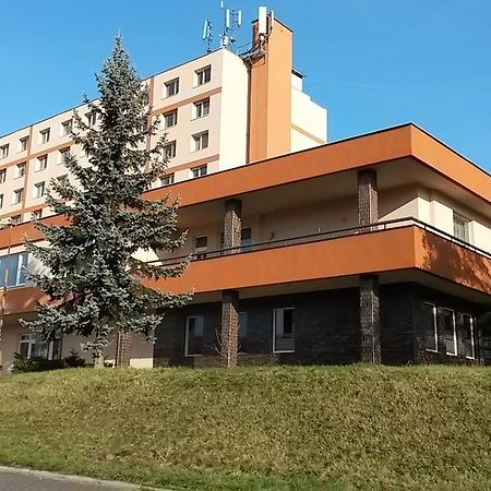 Hotel Probe Blansko Bagian luar foto